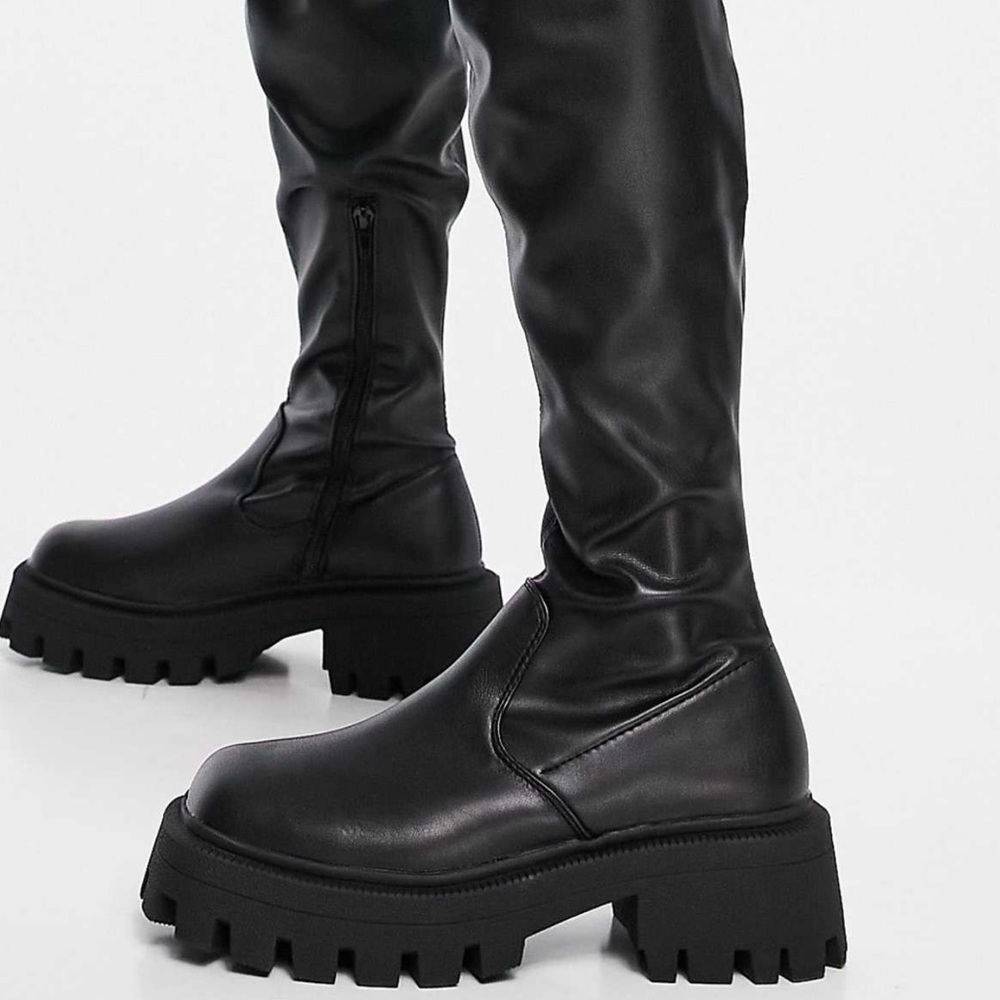 ASOS DESIGN Wide Fit Kassidy chunky square toe over the knee boots in black W 9